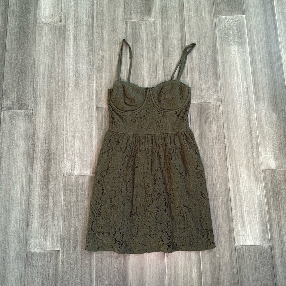 Green lace mini dress